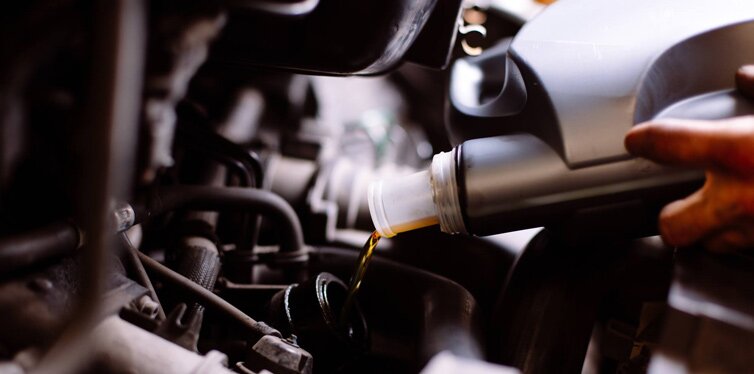 car engine oil